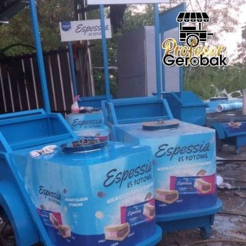 Desain Gerobak Dorong yang Bisa Disesuaikan untuk Berbagai Jenis Usaha Makanan